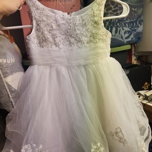 Girls size 4 special occasion dress
